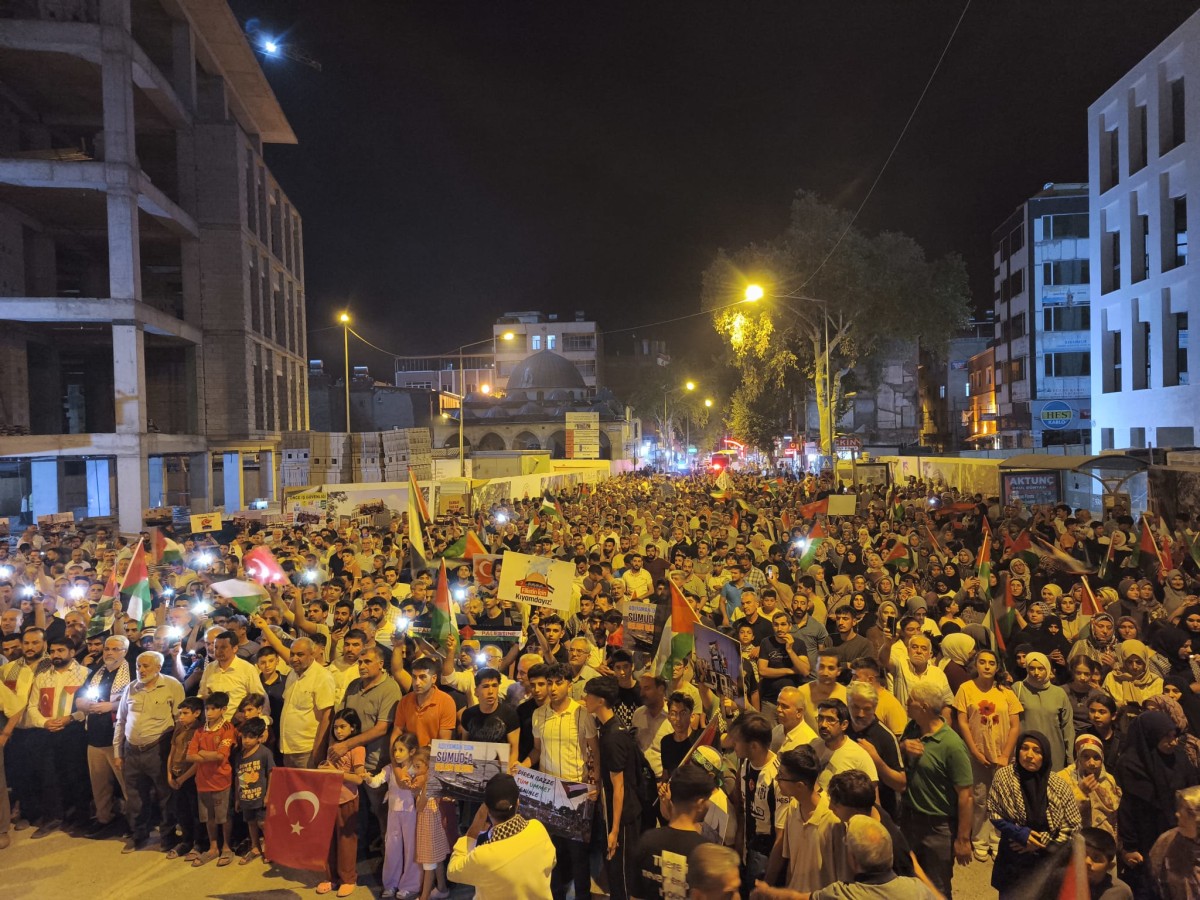 Adıyaman’da, Sumud Filosu'na ve Gazze'ye destek yürüyüşü  - Videolu Haber