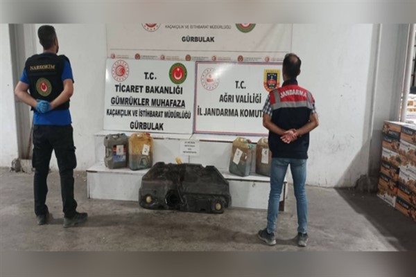 Ağrı’da tırın yakıt deposunda 56 kilogram sıvı metamfetamin ele geçirildi