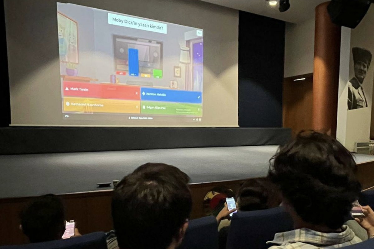 Antalya'dan ücretsiz Kitap Kulübü etkinliği