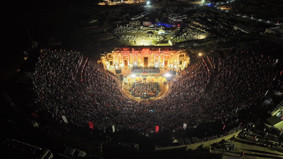 Antik Kentte Unutulmaz Gece: Hierapolis’te On Binler Konserde