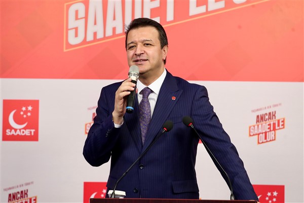 Arıkan, Uluslararası Ümmet Forumu’na katıldı
