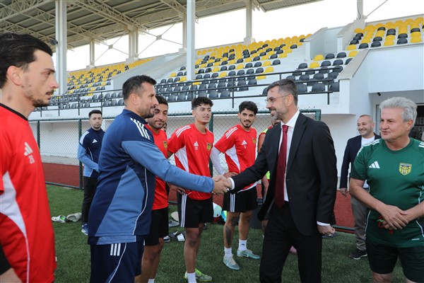 Başkan Tanğlay, Bitlis Spor'u ziyaret etti