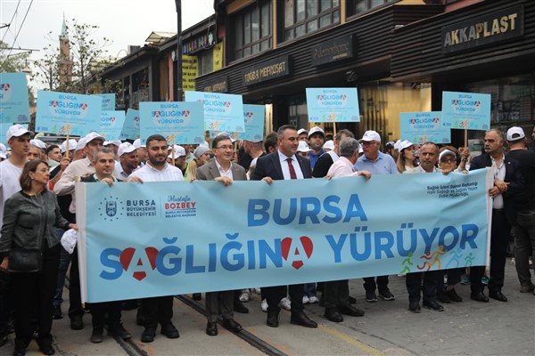 Büyükşehir, "Bursa Sağlığına Yürüyor" etkinliği düzenledi