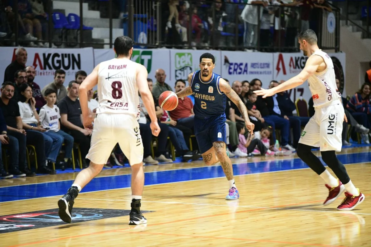 Çayırova Basketbolda Namağlup Serisini Sürdürüyor