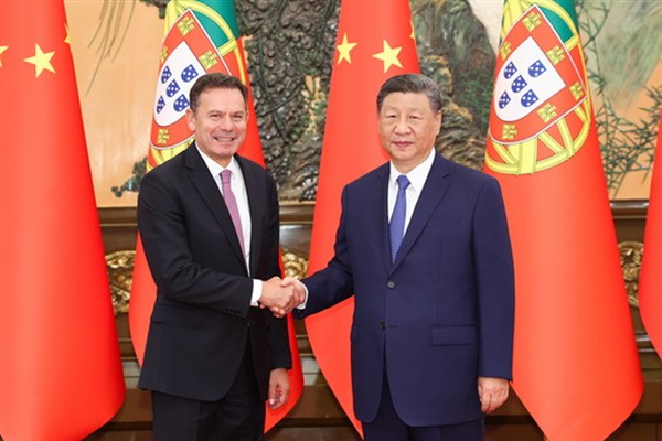 Cumhurbaşkanı Xi Jinping, Portekiz Başbakanı Montenegro'yu kabul etti