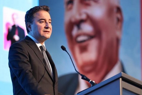 DEVA Partisi Genel Başkanı Babacan, Agrotech Uluslararası Tarım Fuarı’na katıldı