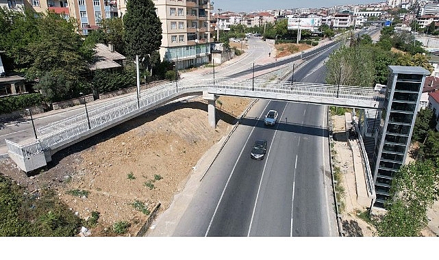 Gebze'deki üst geçit asansörüne bakım çalışması