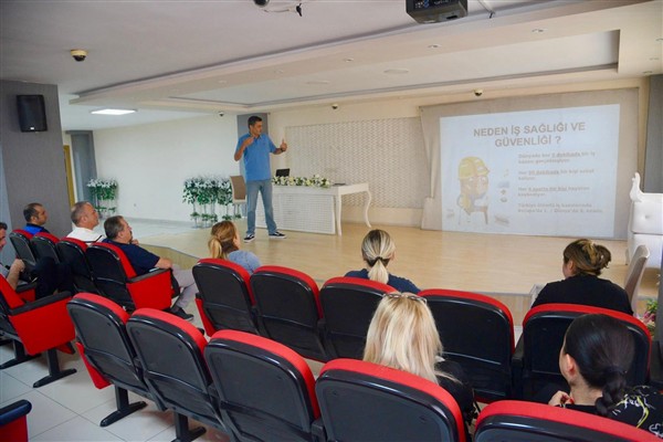 Giresun’da belediye personeline iş sağlığı ve güvenliği eğitimi
