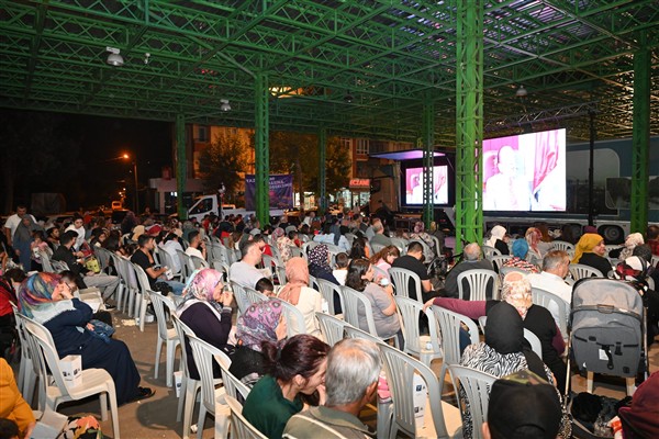 Isparta'da Yaz Akşamı Sineması etkinliği devam ediyor