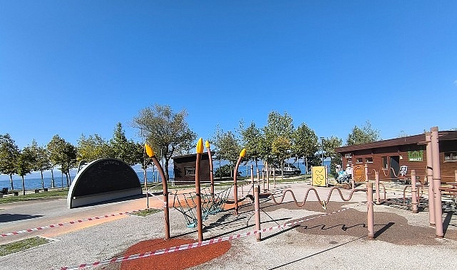 Karamürsel Ereğli Aktif Park'ın zemini yenilendi