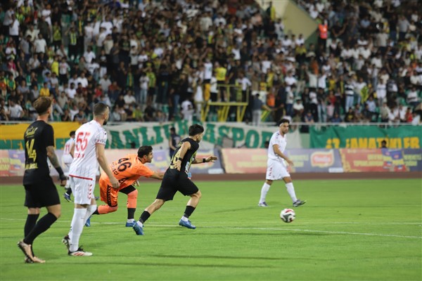 Kızılkaya Tarım Şanlıurfaspor: 3 - Anagold 24 Erzincanspor: 1