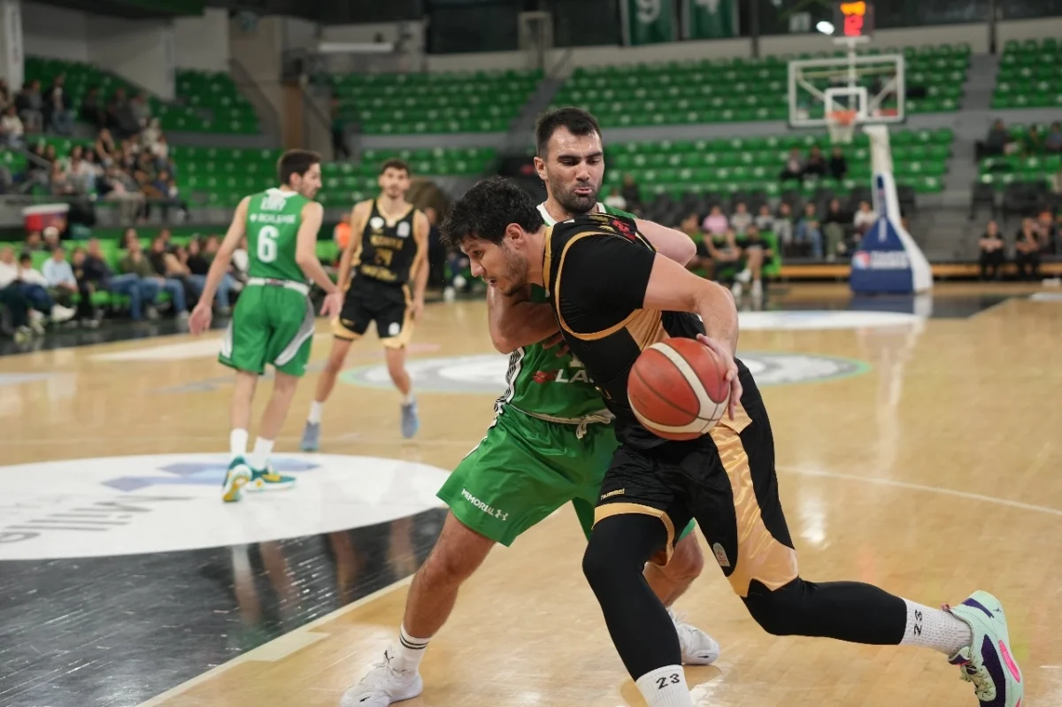 Konya Büyükşehir Belediyespor, Darüşşafaka’yı yenerek galibiyet serisini sürdürdü