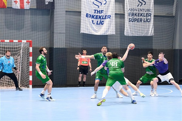 Nilüfer Belediyespor, EHF Avrupa Kupası’nda tur atladı