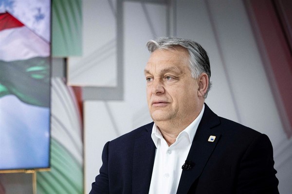 Orban: Trump'ın barışı sağlama çabalarını destekliyoruz
