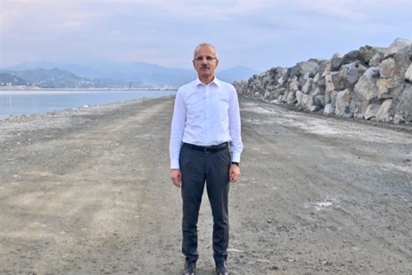 Uraloğlu: Elazığ’ın ulaşımda geleceğini güçlendirmeye devam ediyoruz