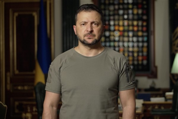 Zelenski: Yaklaşık iki düzine Rus İHA'sı Polonya hava sahasına girmiş olabilir
